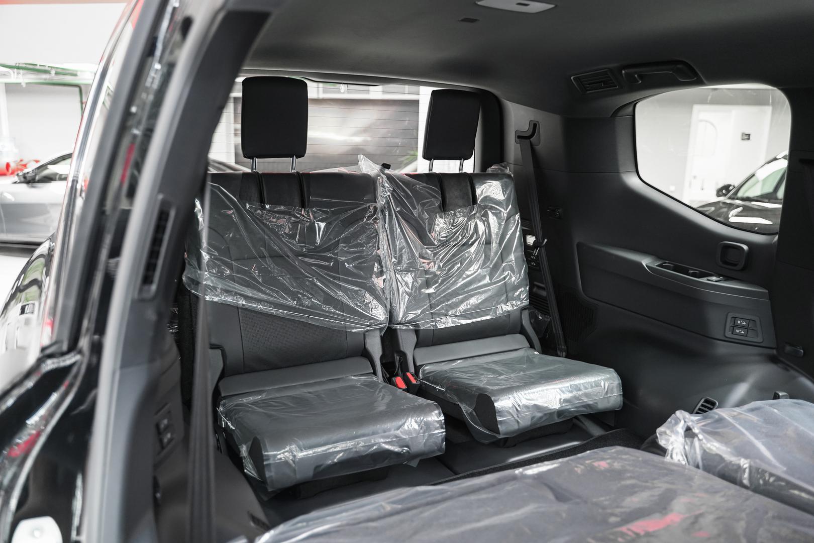 Toyota Land Cruiser 2025, черный, ДЦ Орехово