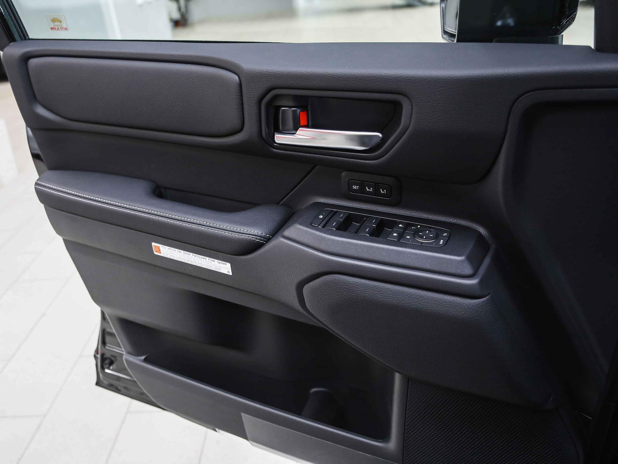 Toyota Land Cruiser Prado 2026, черный, ДЦ Орехово