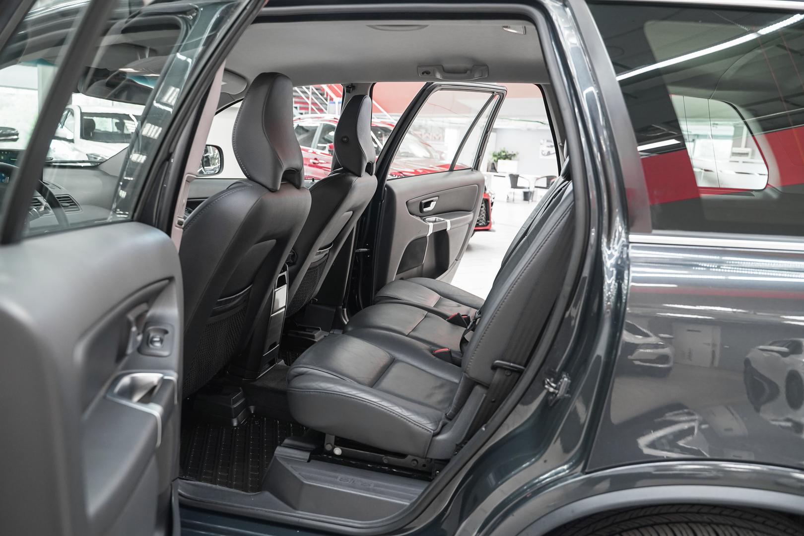 Volvo XC90 2010, серый, ДЦ Орехово