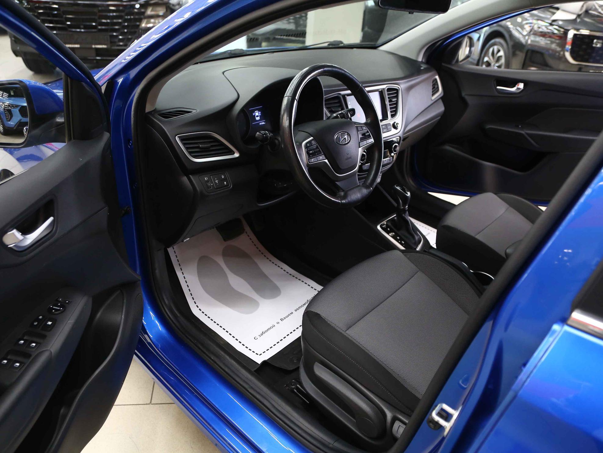 Hyundai Solaris 2017, синий, ДЦ Орехово