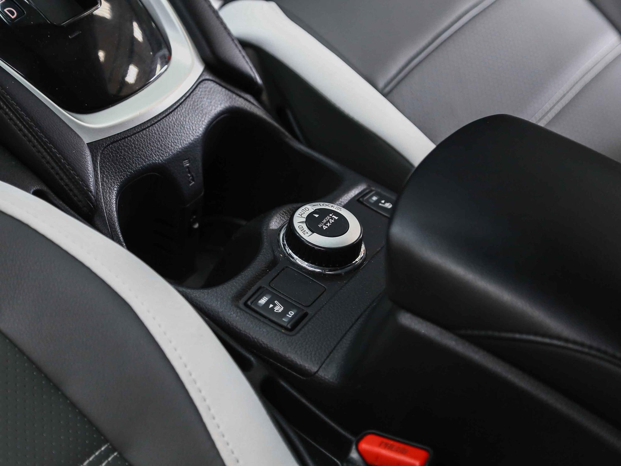 Nissan Qashqai 2016, белый, ДЦ Орехово
