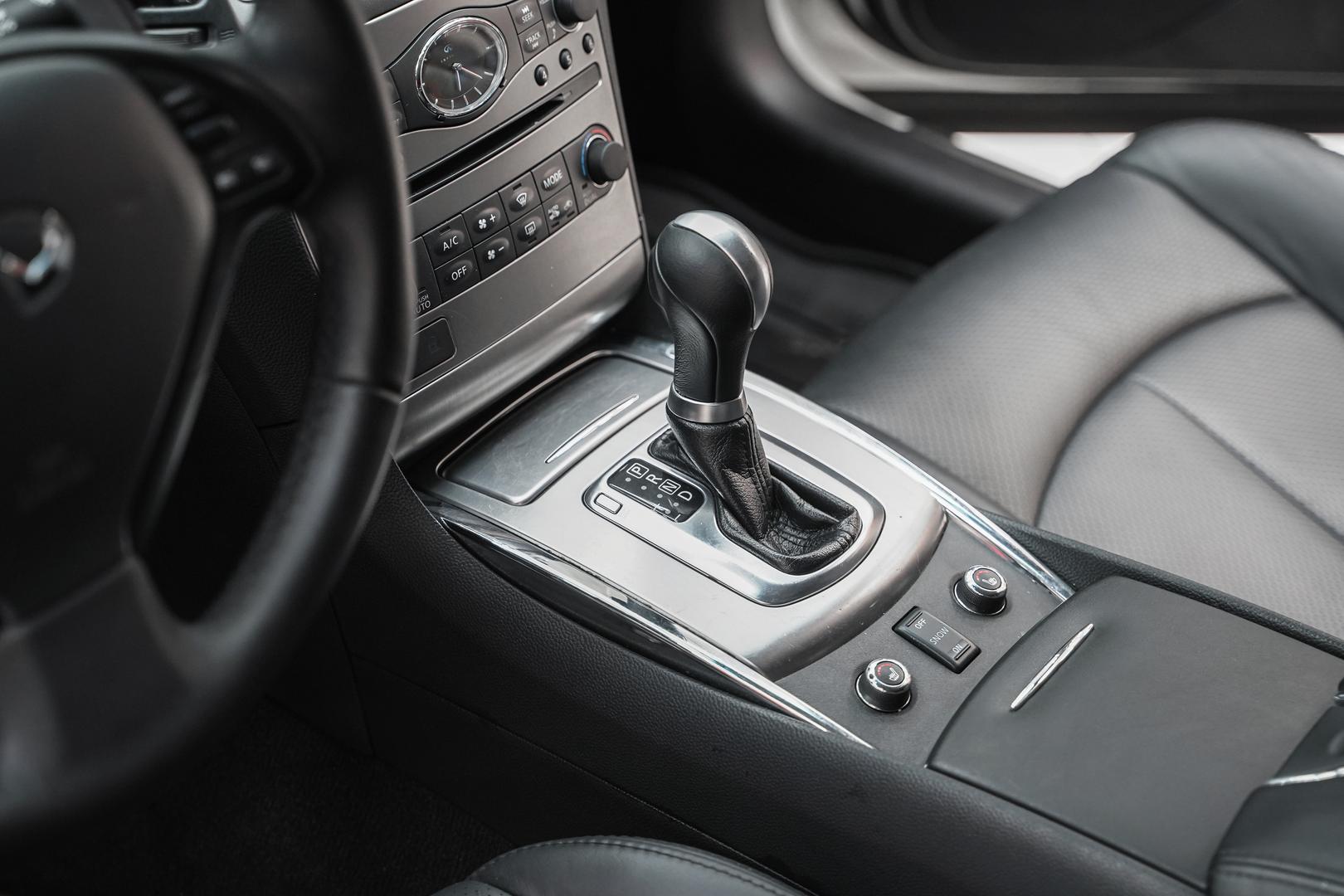 Infiniti G 2012, белый, ДЦ Орехово