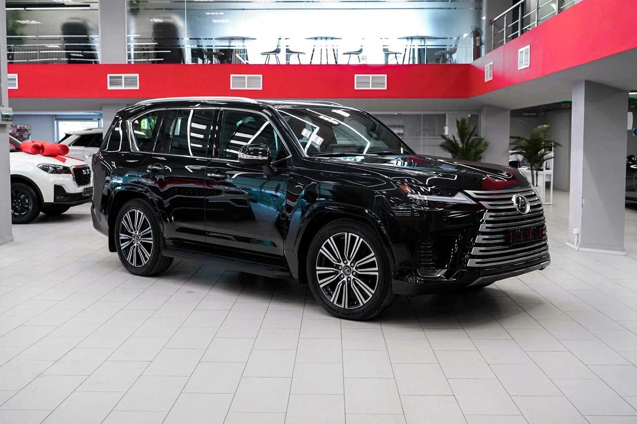 Lexus LX 2026, черный, ДЦ Орехово