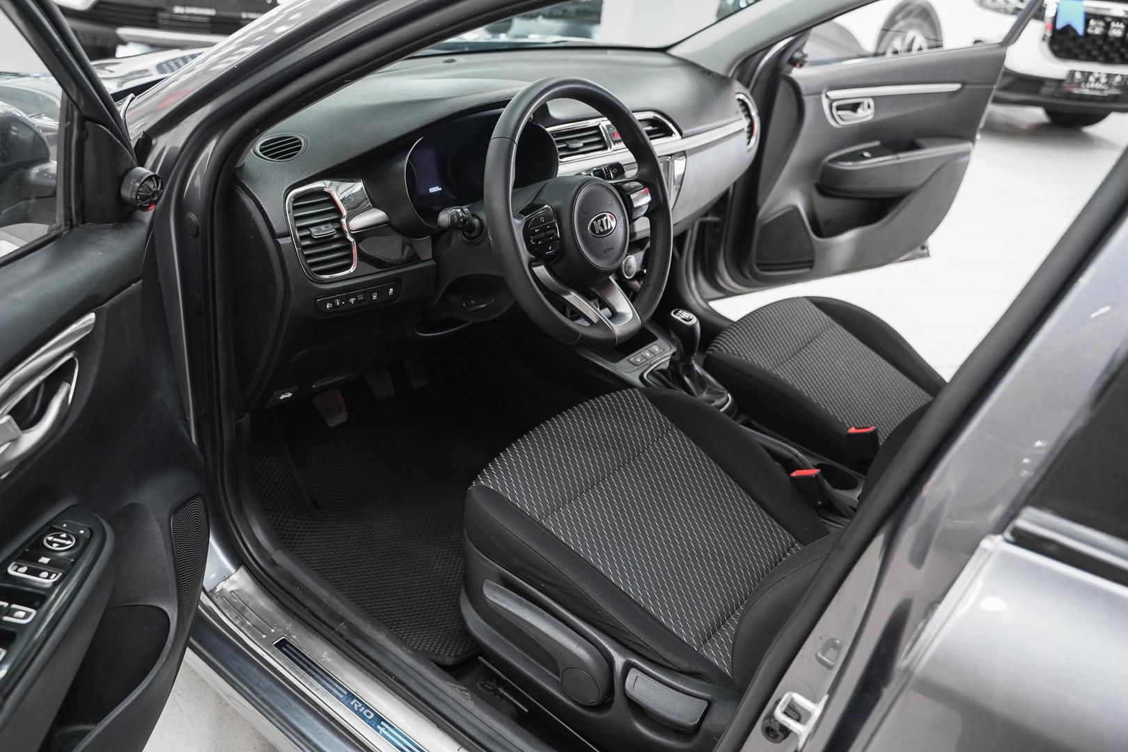 Kia Rio 2018, серый, ДЦ Орехово