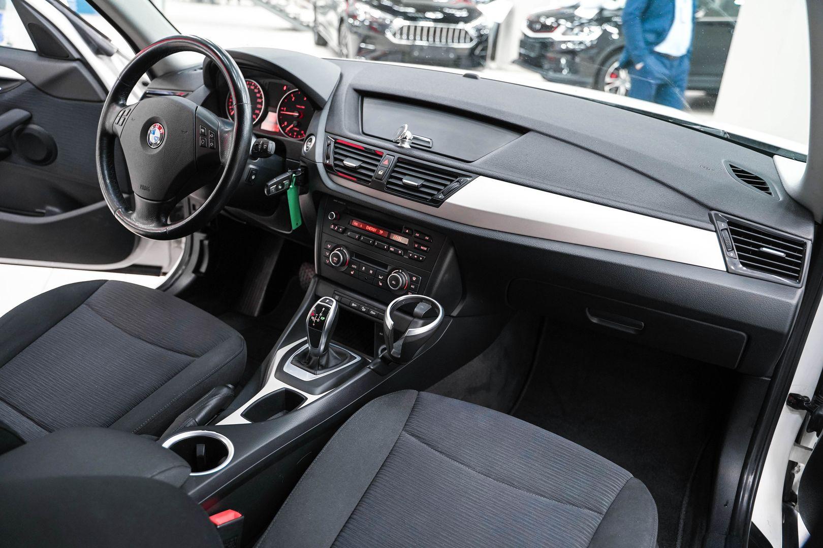 BMW X1 2013, белый, ДЦ Орехово