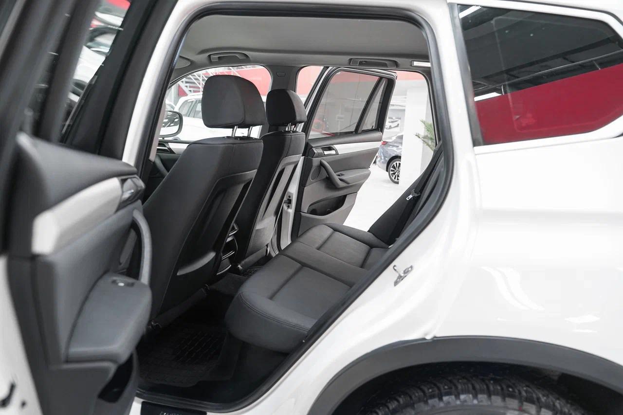 BMW X3 2012, белый, ДЦ Орехово