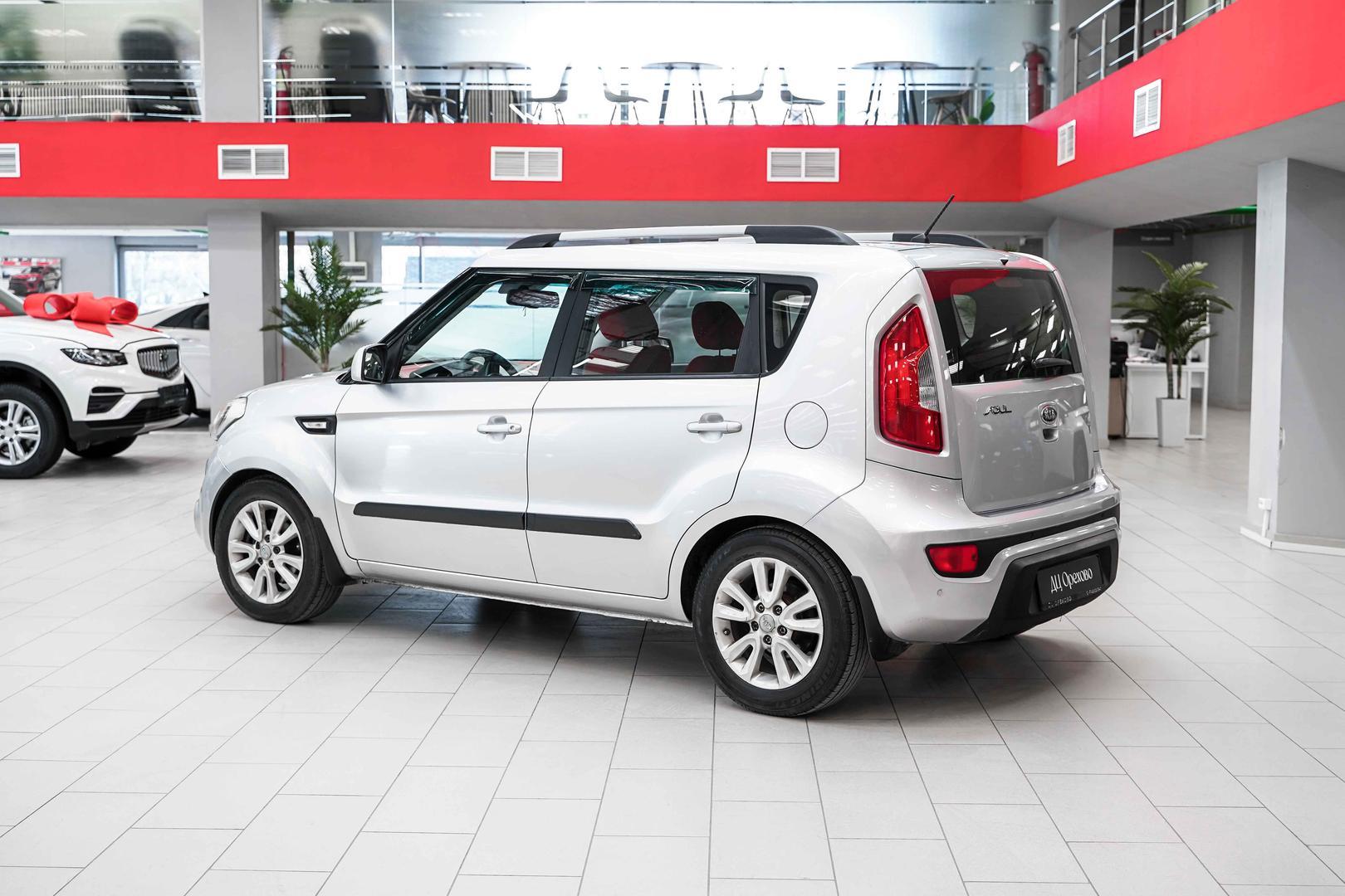 Kia Soul 2011, серебряный, ДЦ Орехово