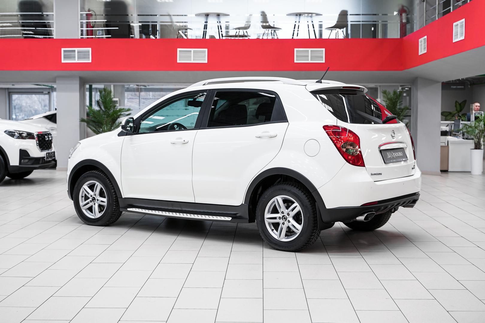 SsangYong Actyon 2011, белый, ДЦ Орехово
