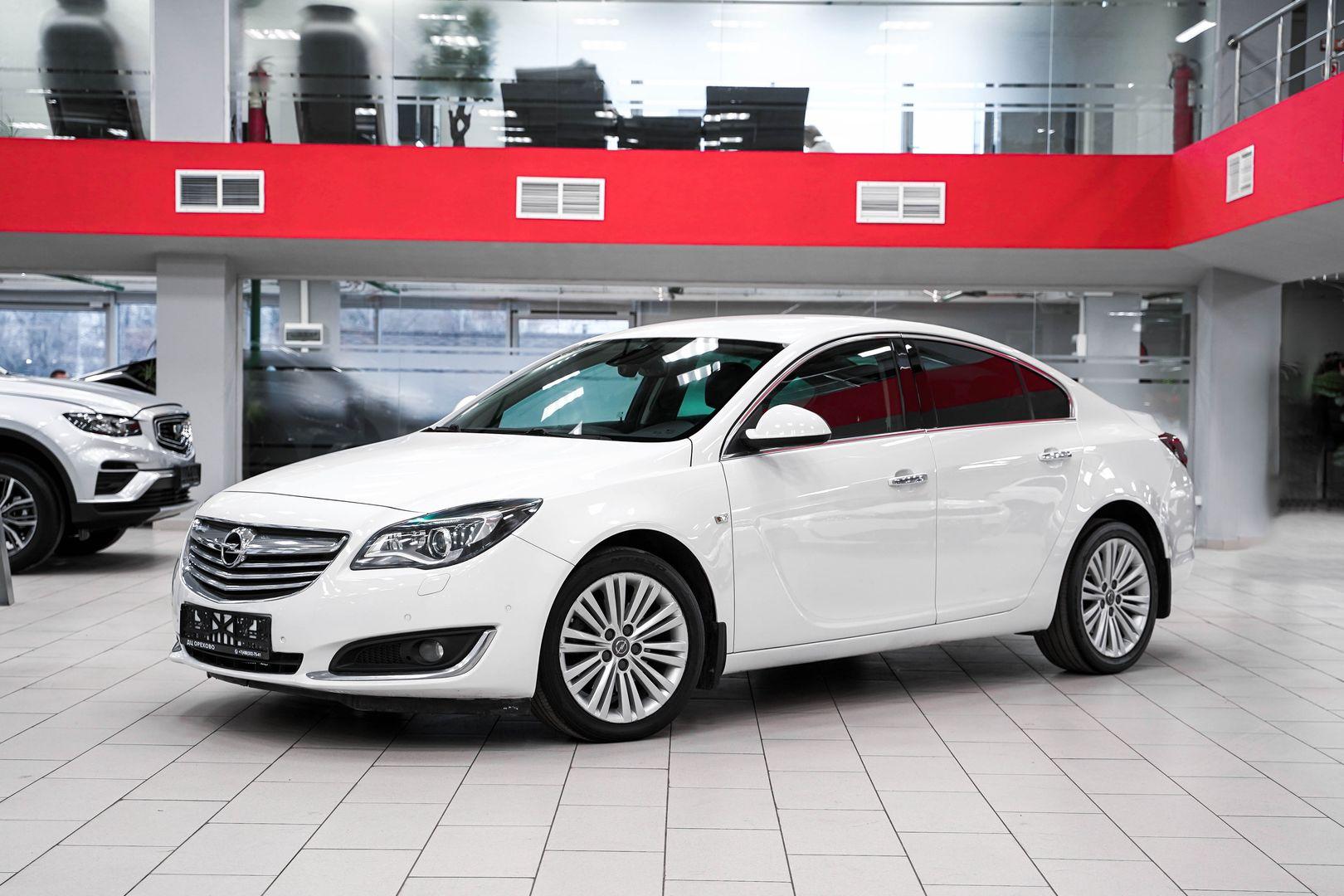 Opel Insignia 2014, белый, ДЦ Орехово