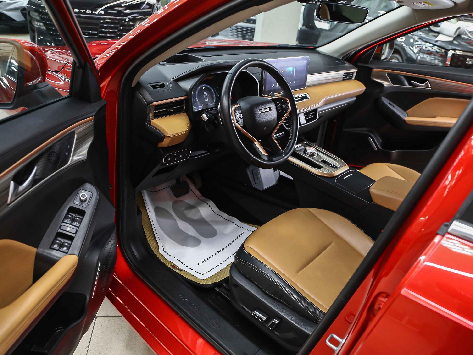 Haval Jolion 2021, красный, ДЦ Орехово