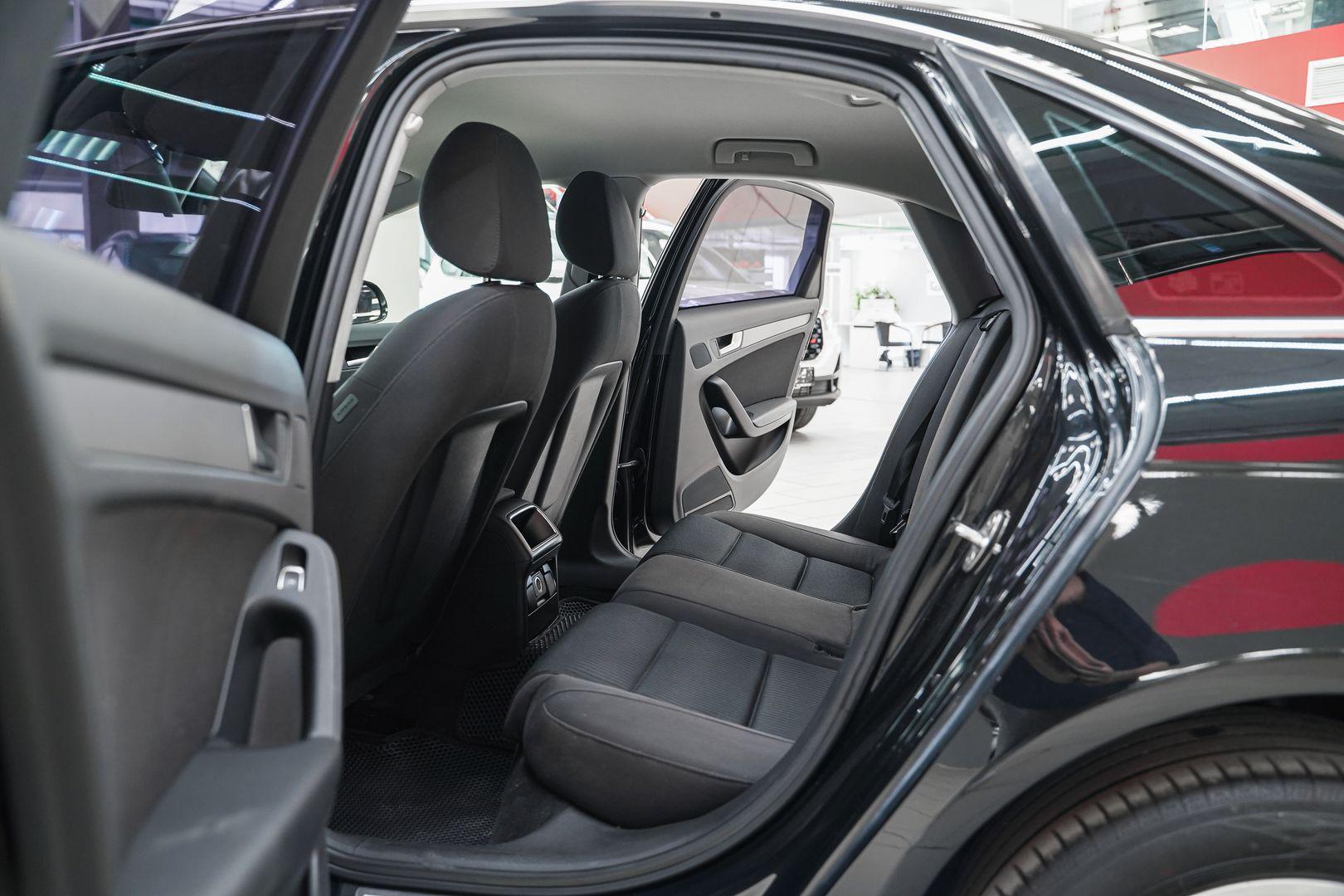 Audi A4 2012, черный, ДЦ Орехово