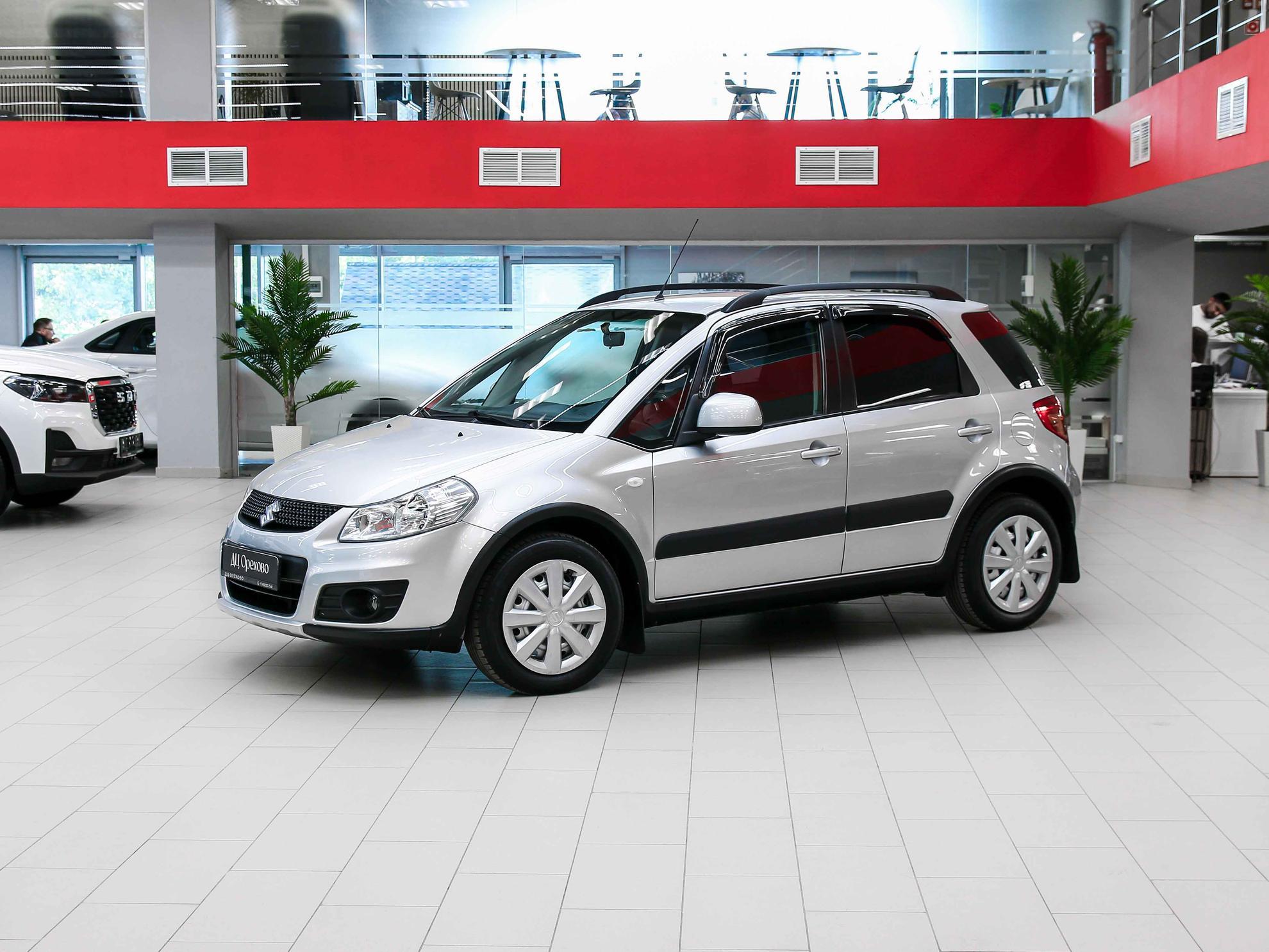 Suzuki SX4 2011, серебряный, ДЦ Орехово
