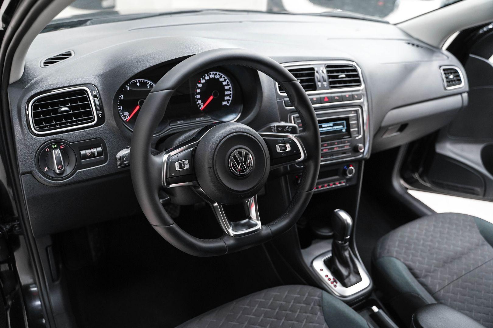 Volkswagen Polo 2020, черный, ДЦ Орехово