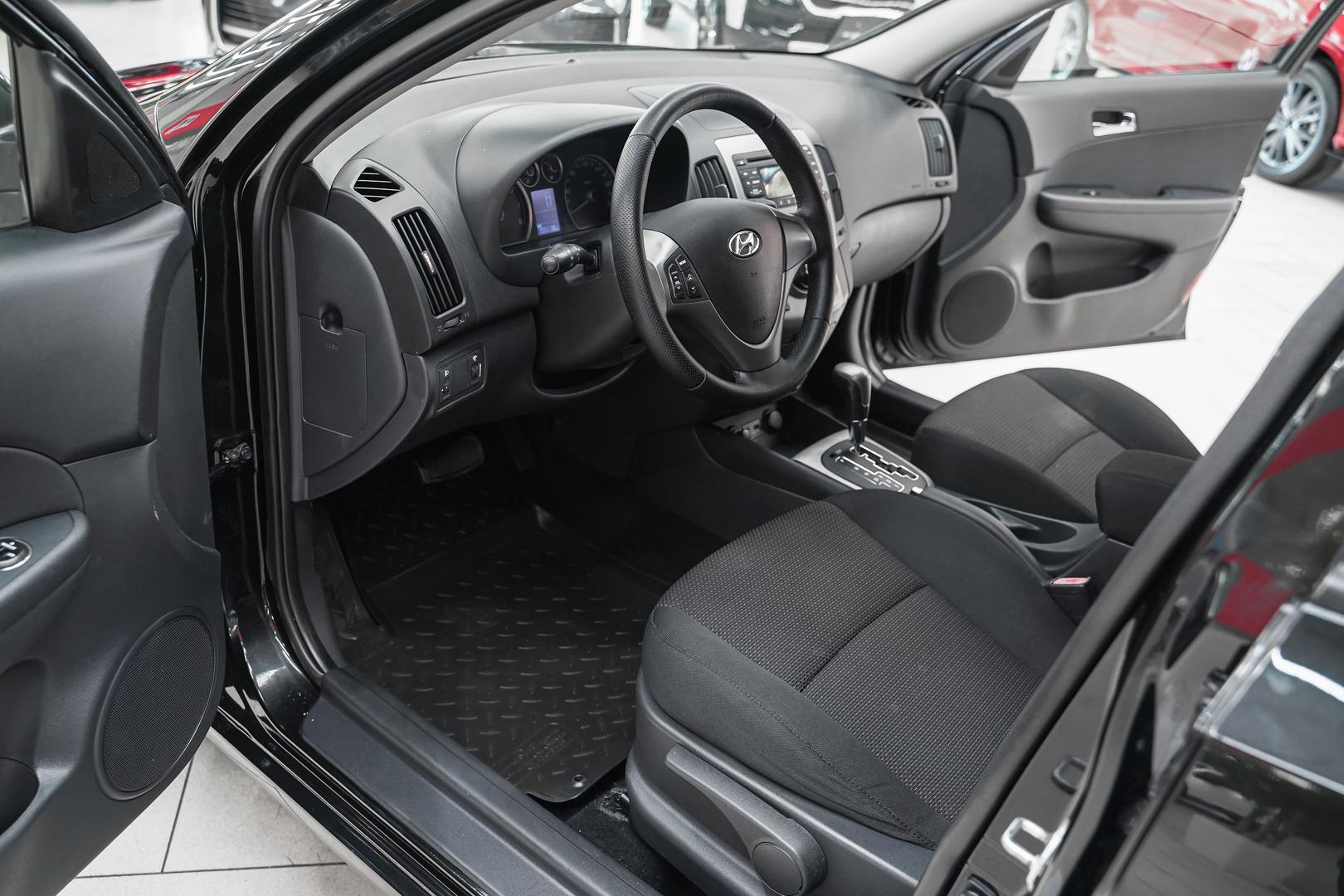 Hyundai i30 2009, черный, ДЦ Орехово