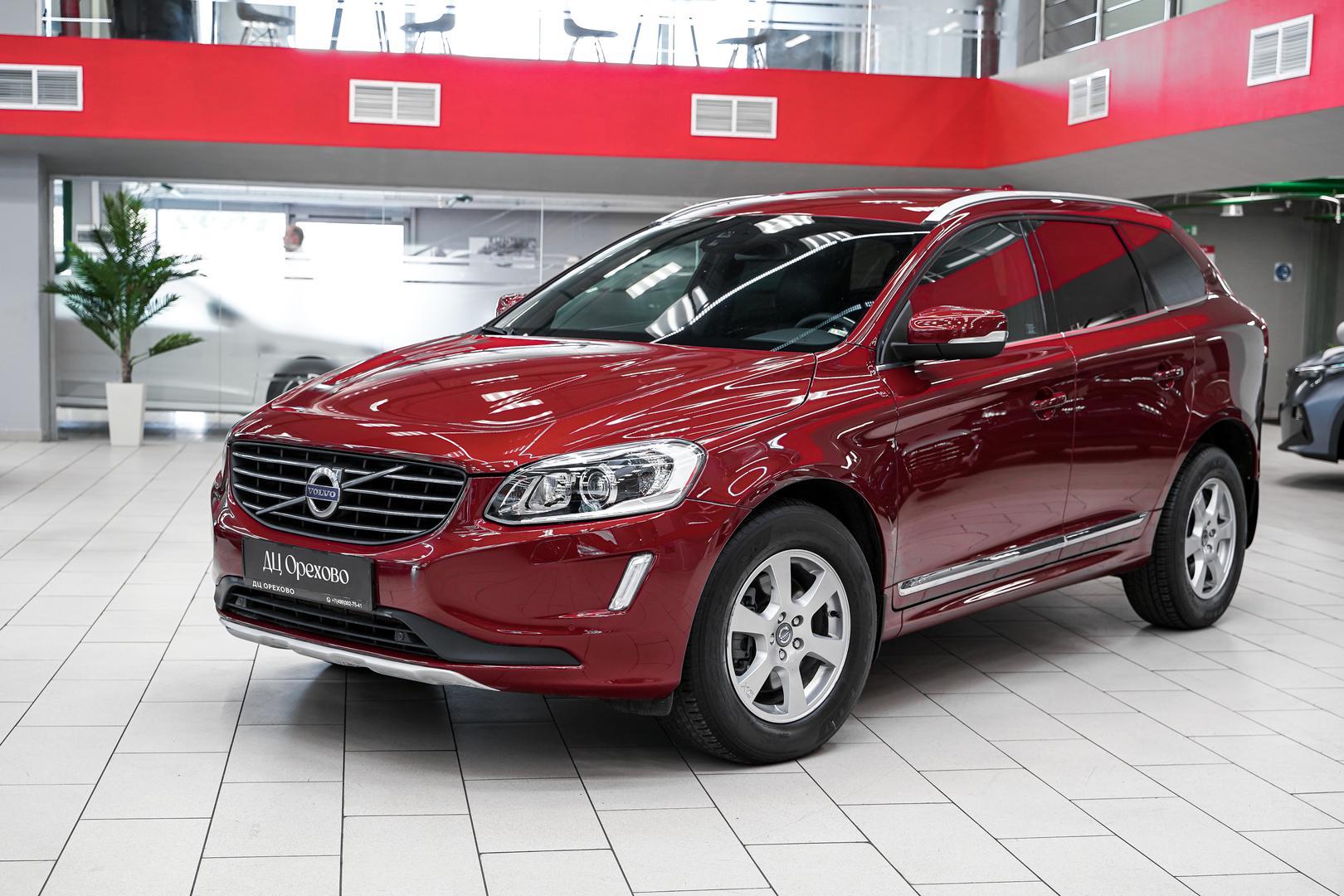 Volvo XC60 2013, красный, ДЦ Орехово
