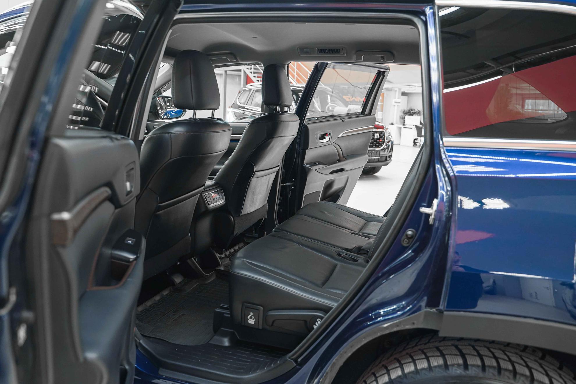 Toyota Highlander 2014, синий, ДЦ Орехово