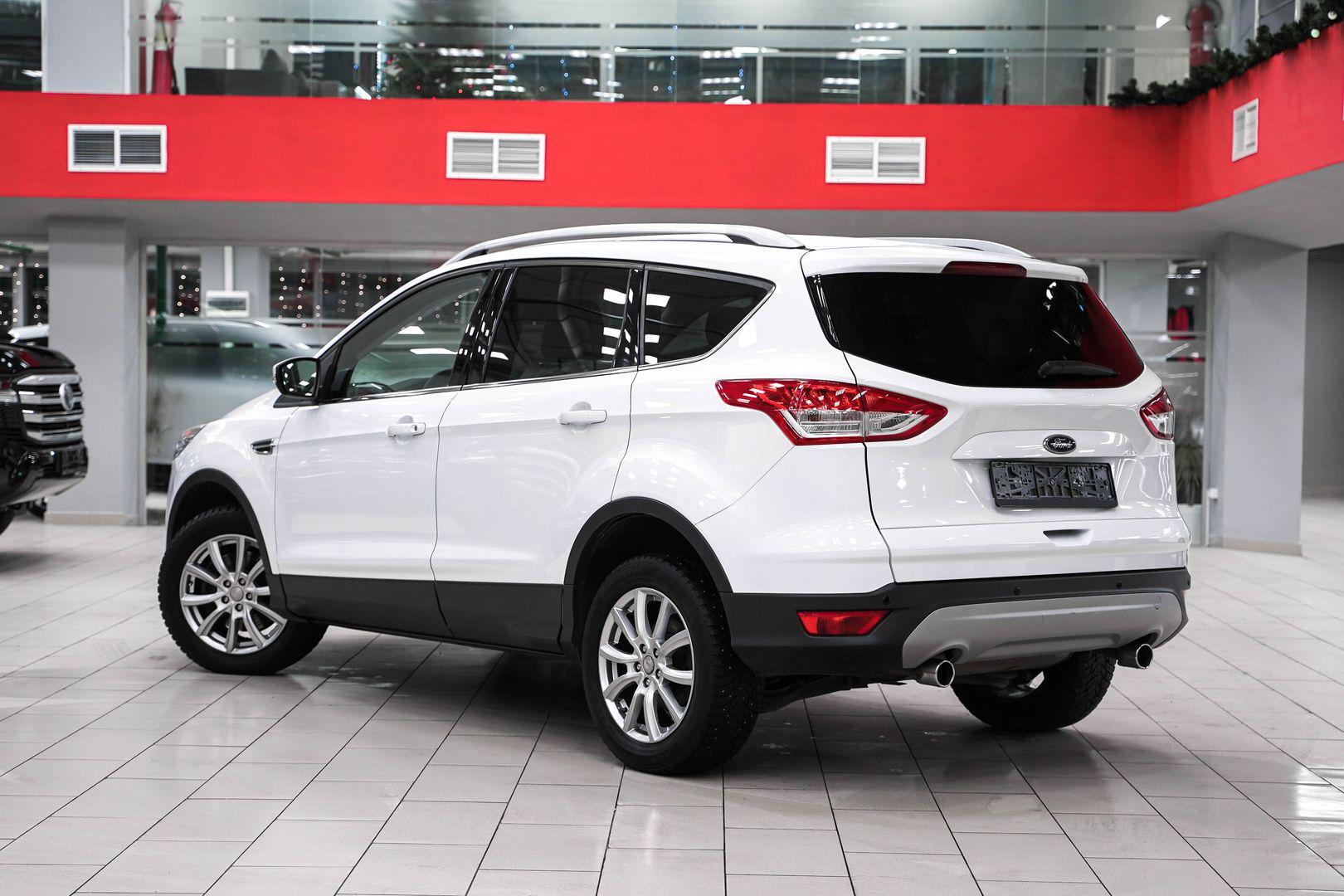 Ford Kuga 2016, белый, ДЦ Орехово