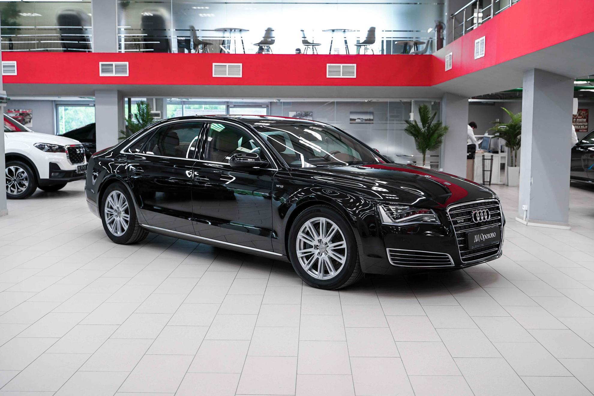 Audi A8 2012, черный, ДЦ Орехово
