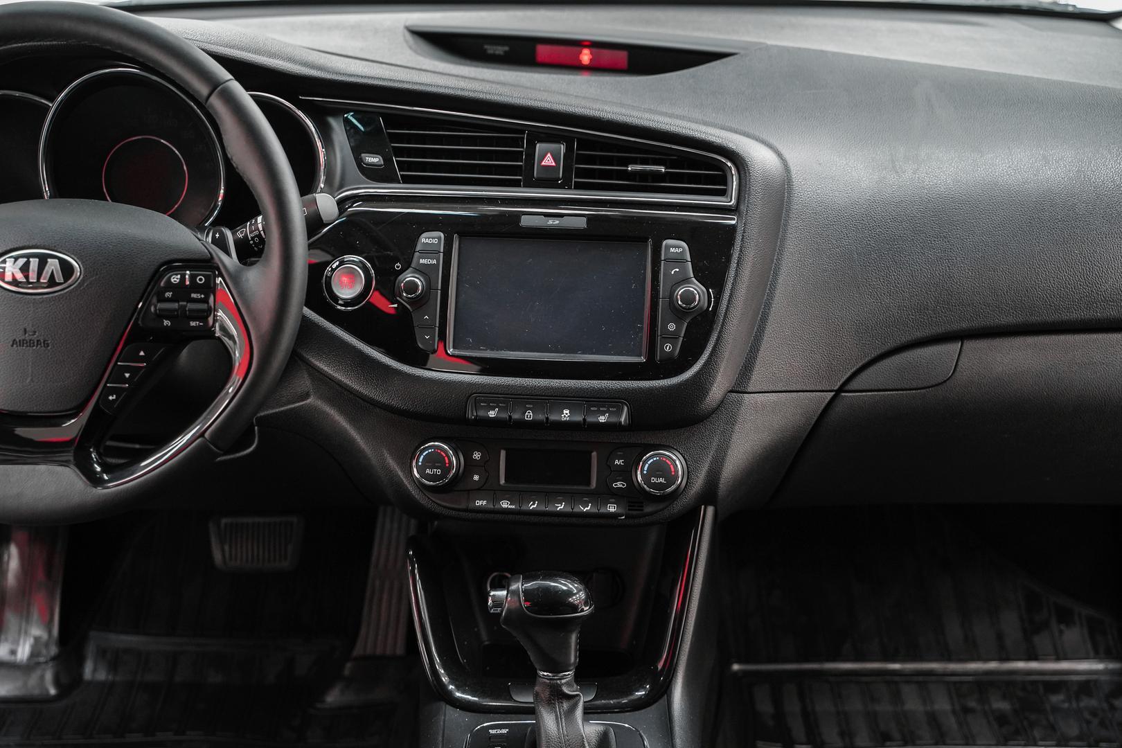 Kia Ceed 2018, белый, ДЦ Орехово