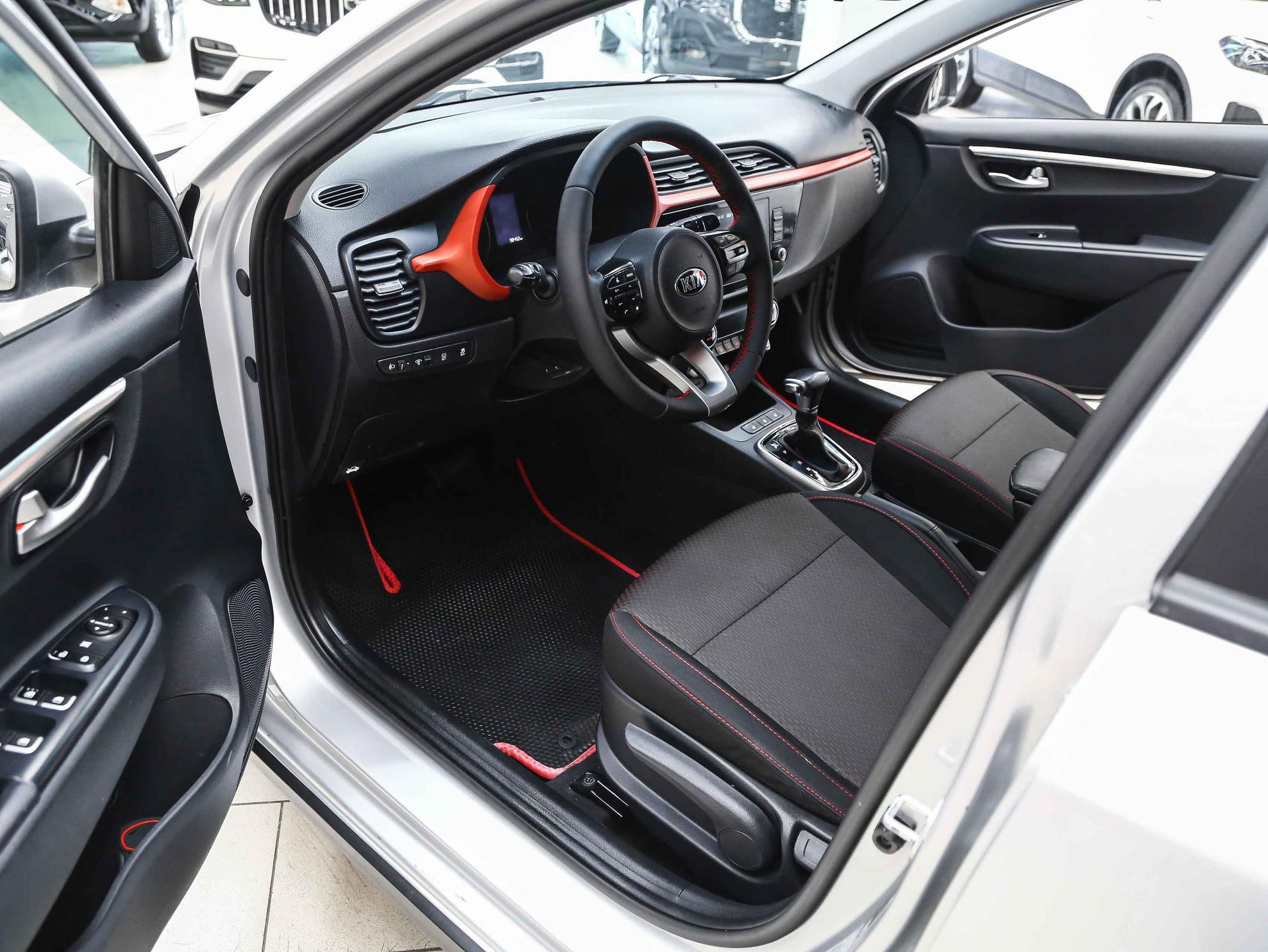 Kia Rio 2020, серебряный, ДЦ Орехово