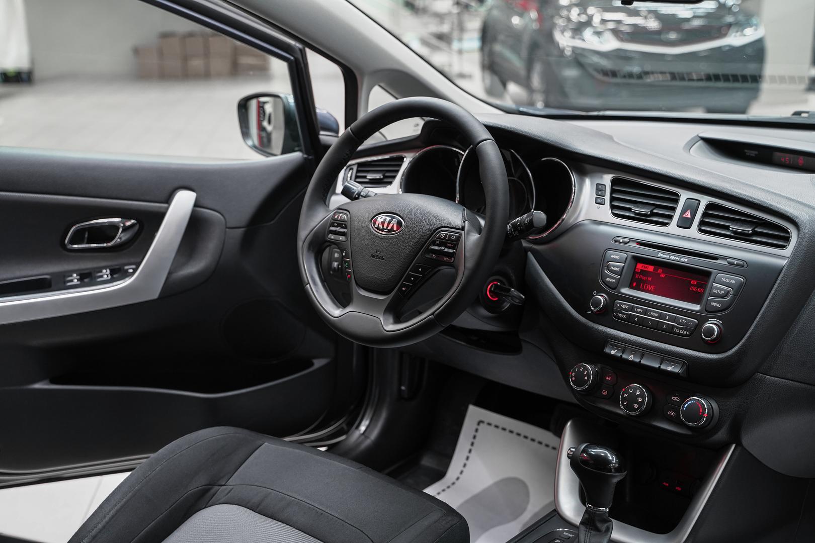 Kia Ceed 2013, синий, ДЦ Орехово