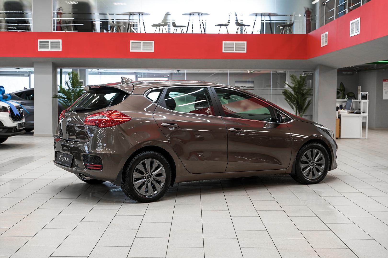 Kia Ceed 2017, коричневый, ДЦ Орехово