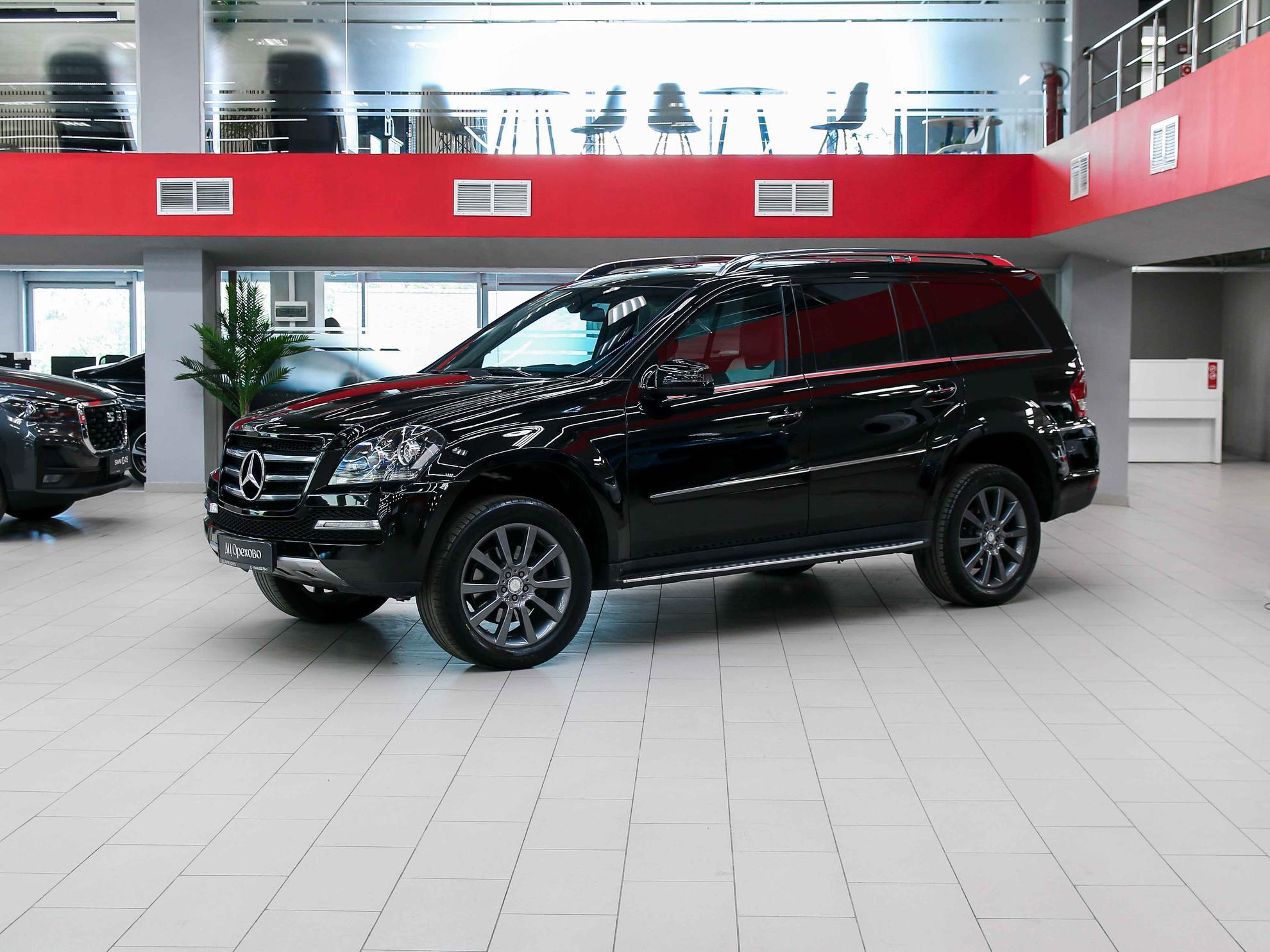 Mercedes-Benz GL-Класс 2011, черный, ДЦ Орехово