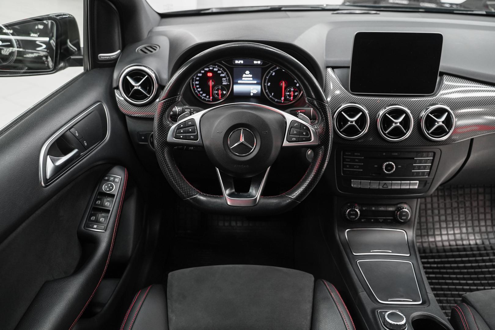Mercedes-Benz B-Класс 2018, черный, ДЦ Орехово
