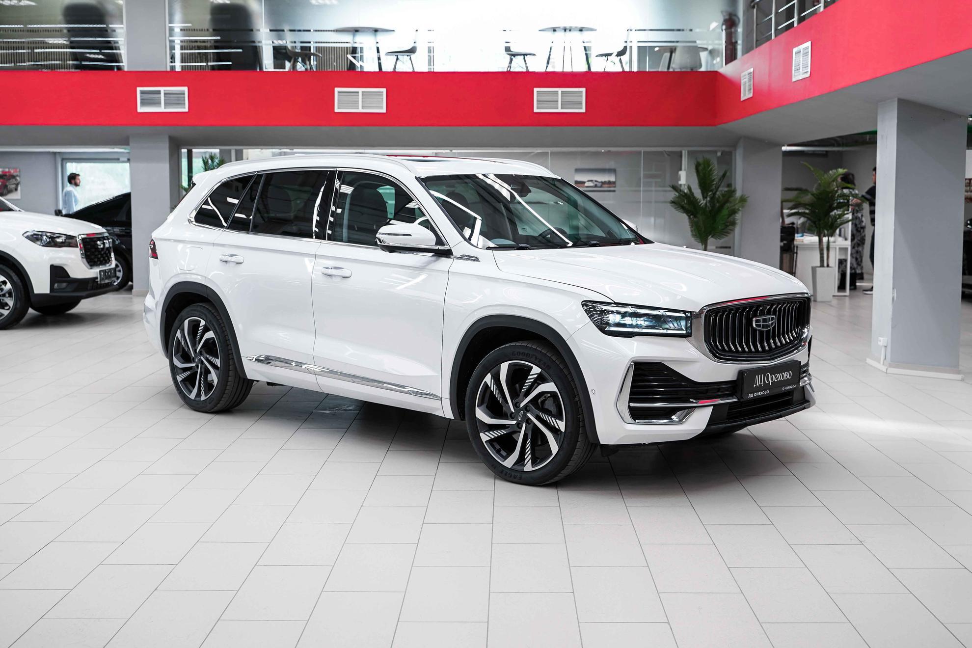 Geely Monjaro 2023, белый, ДЦ Орехово