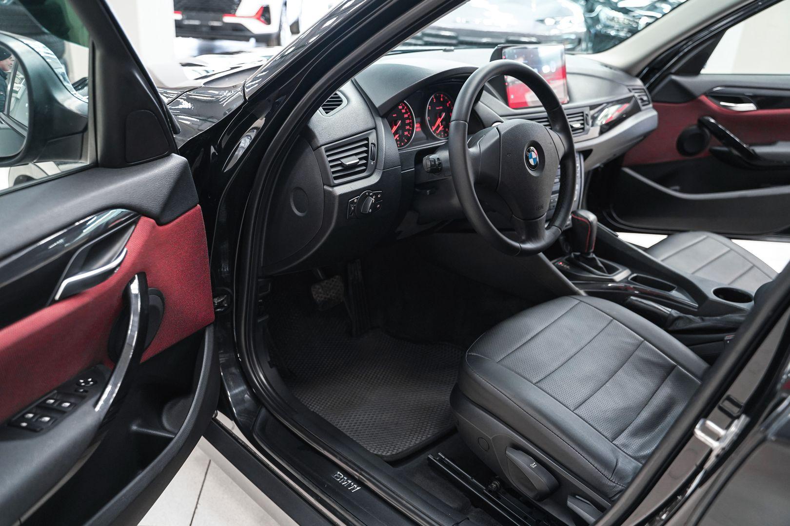 BMW X1 2012, черный, ДЦ Орехово