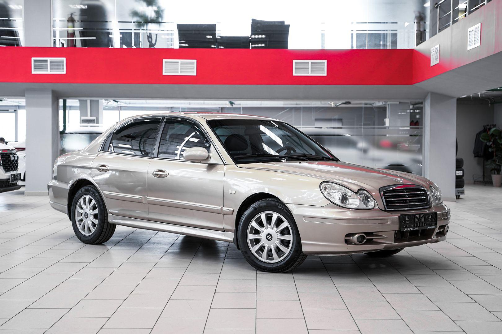 Hyundai Sonata 2004, бежевый, ДЦ Орехово