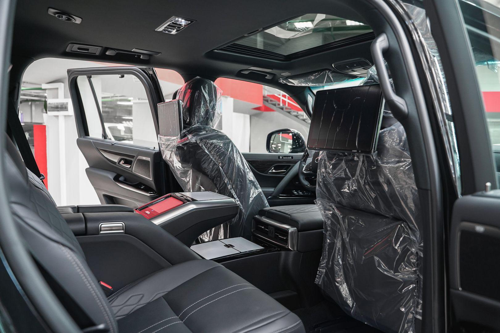 Lexus LX 2025, черный, ДЦ Орехово