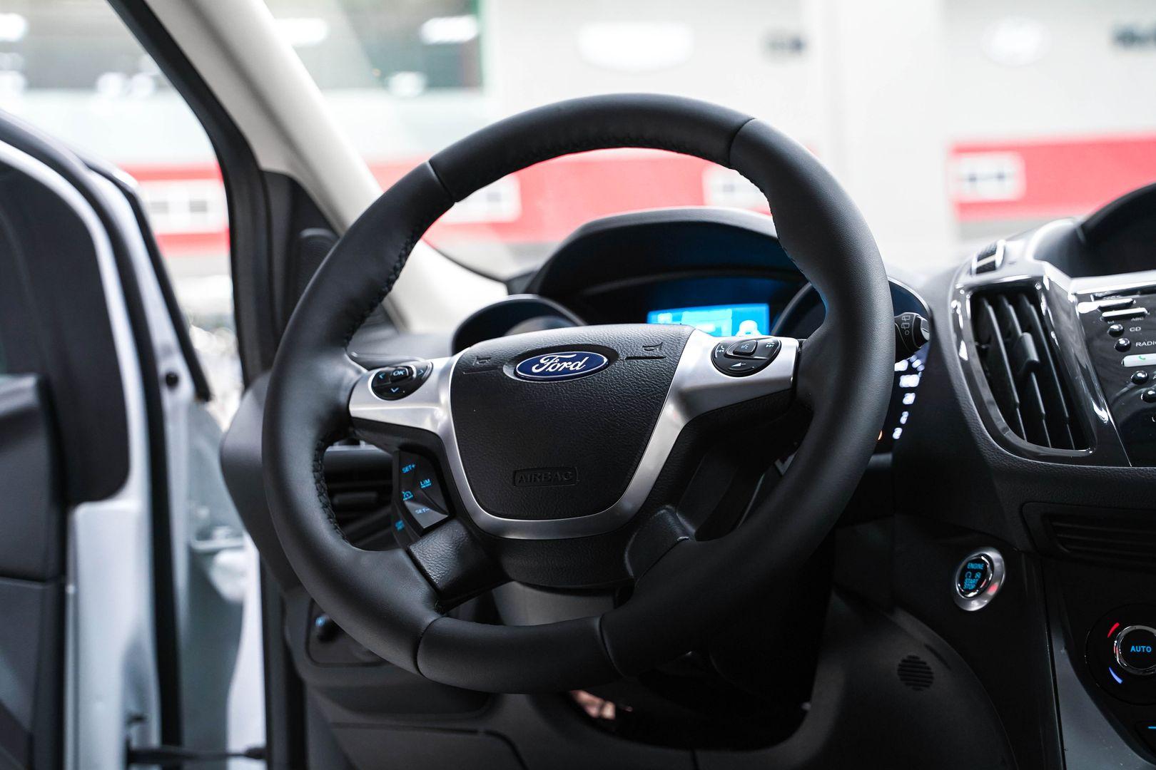 Ford Kuga 2016, белый, ДЦ Орехово