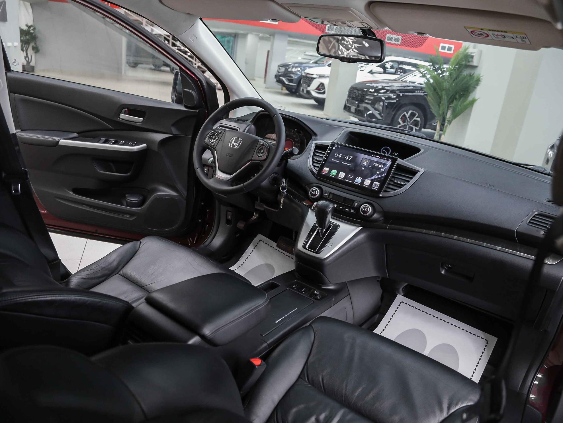 Honda CR-V 2014, красный, ДЦ Орехово