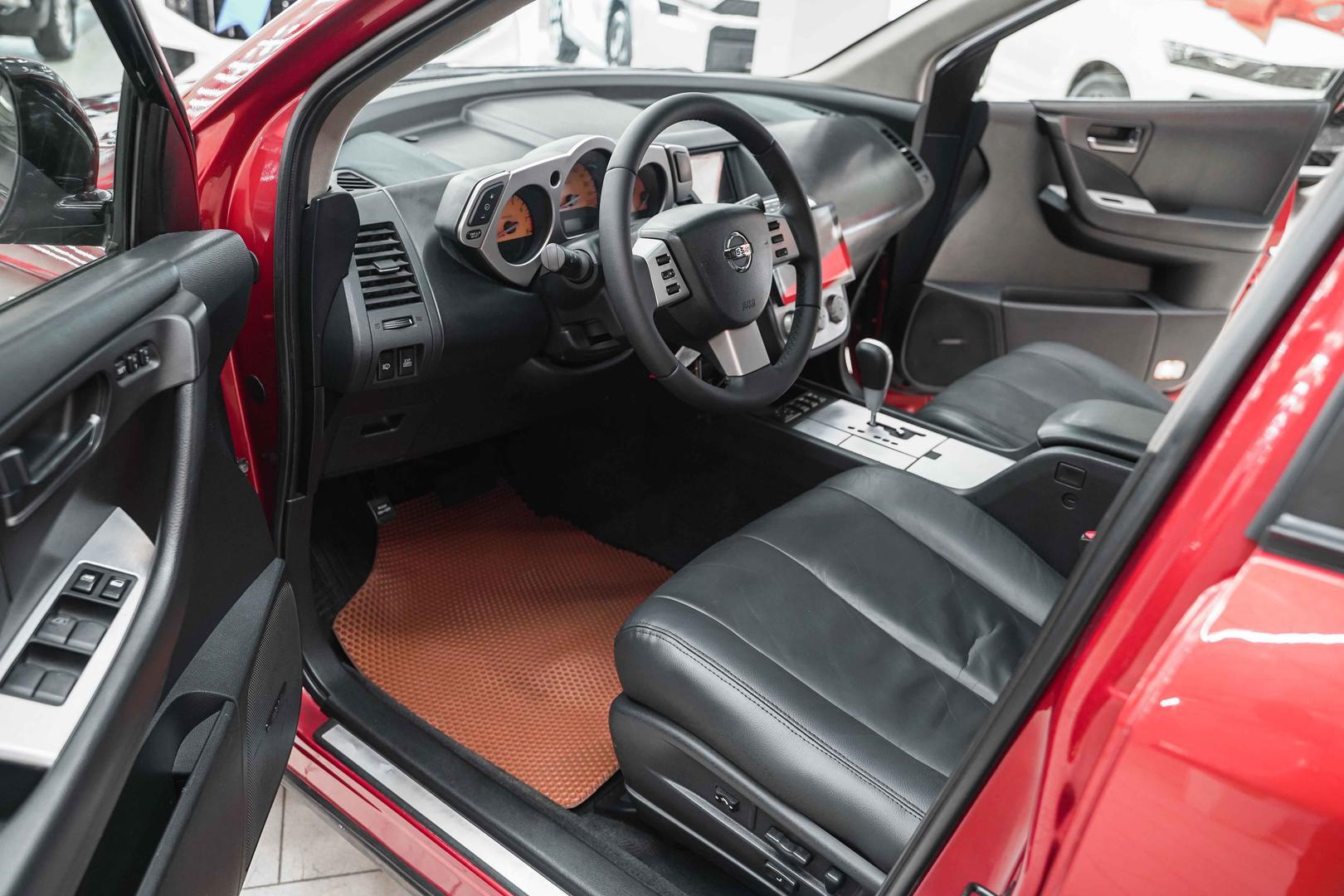 Nissan Murano 2006, красный, ДЦ Орехово
