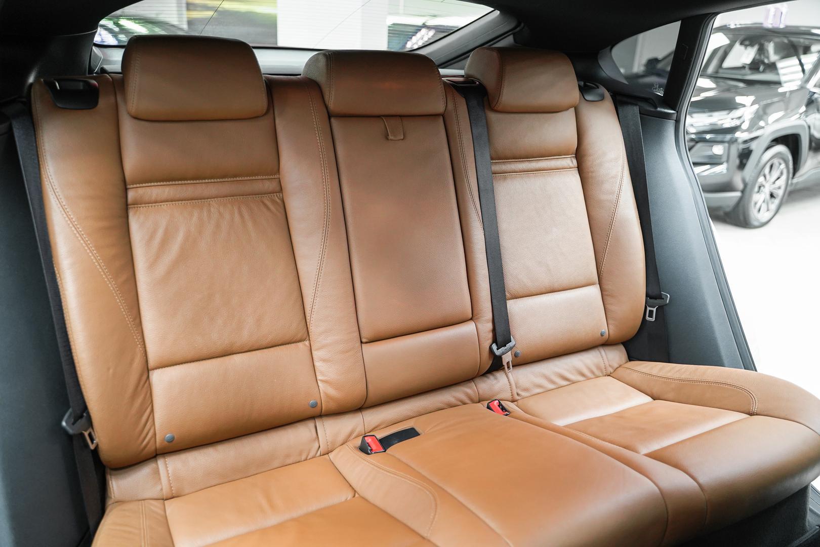 BMW X6 2013, белый, ДЦ Орехово