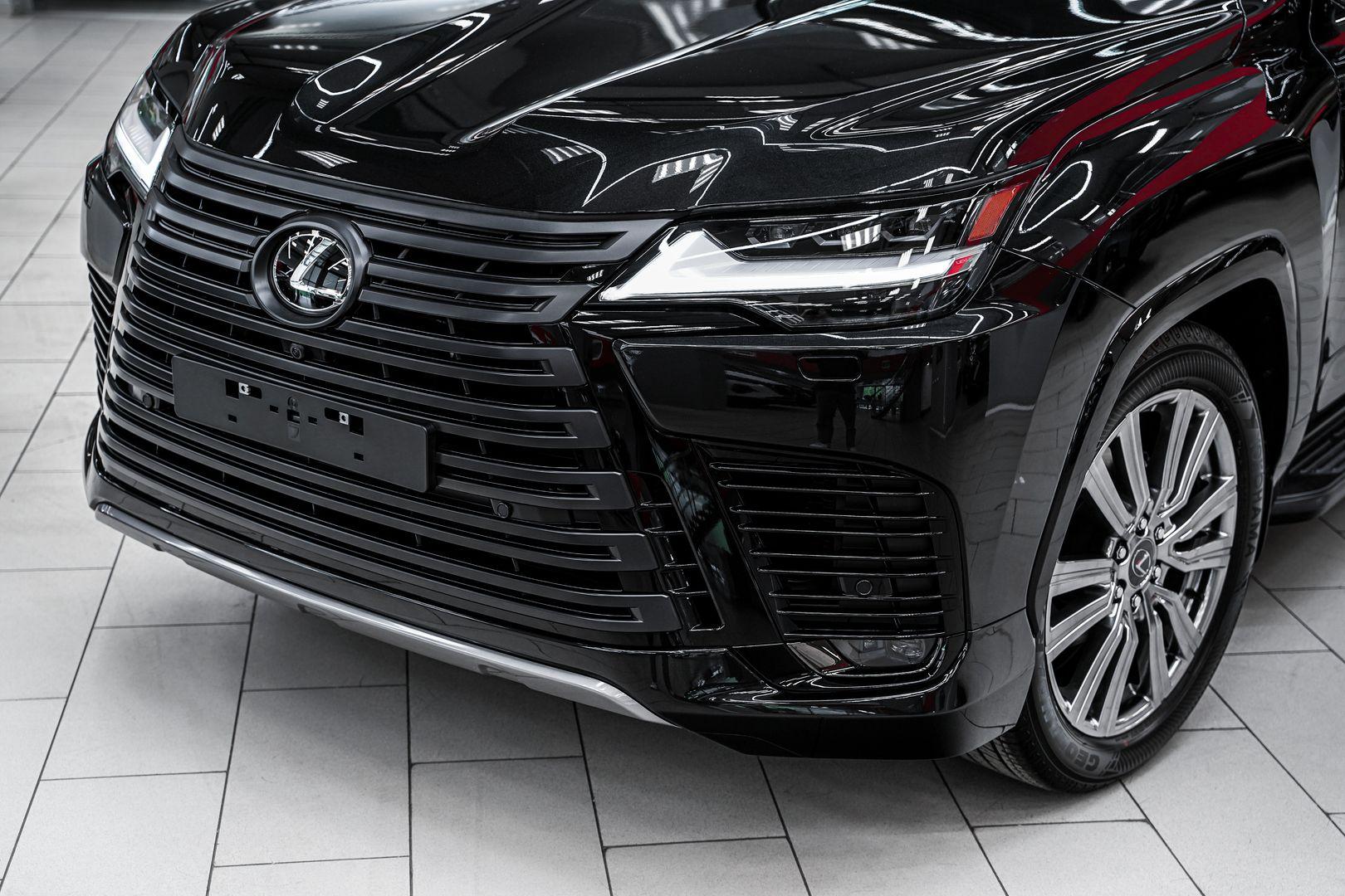 Lexus LX 2025, черный, ДЦ Орехово