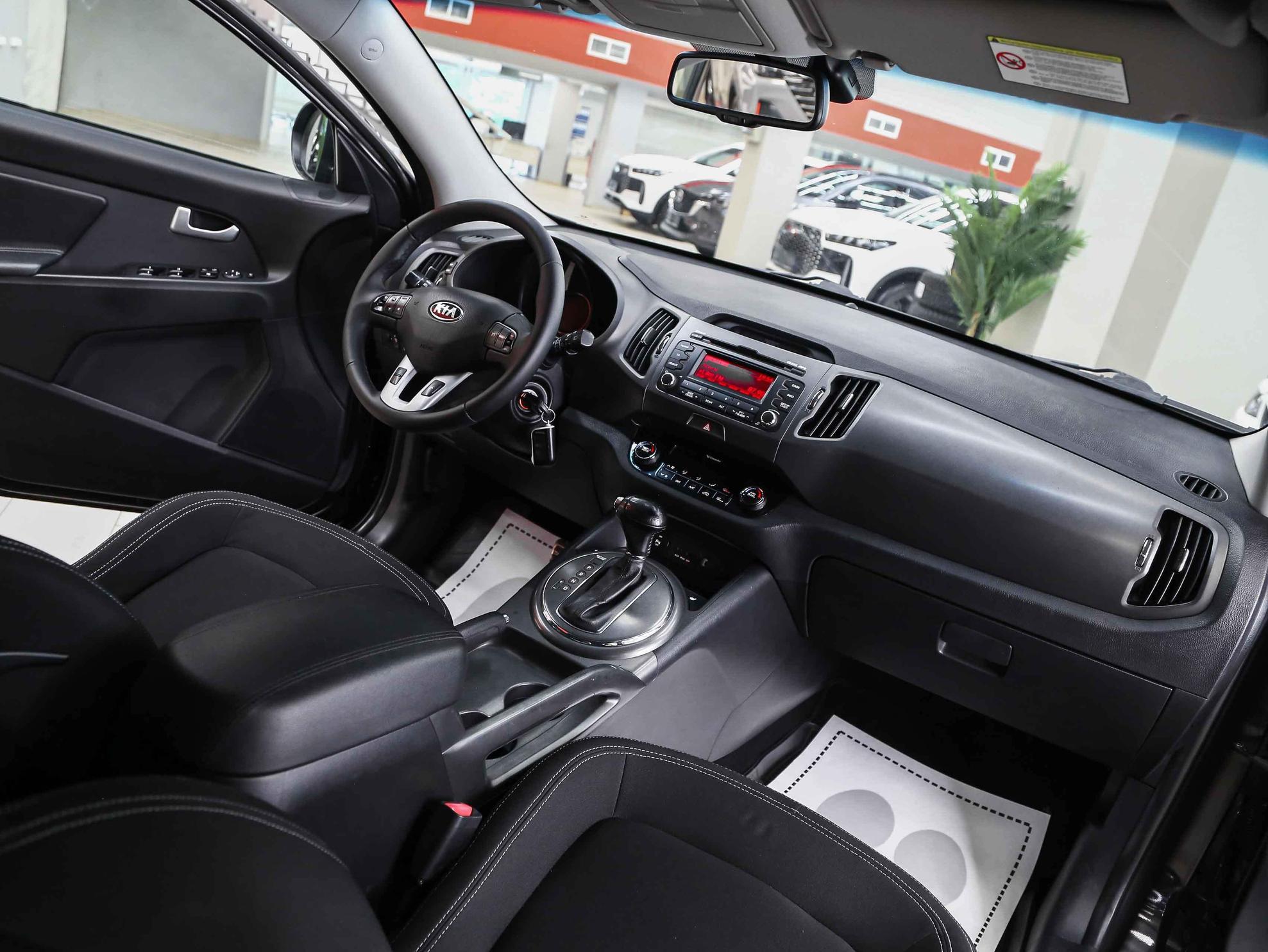 Kia Sportage 2012, черный, ДЦ Орехово