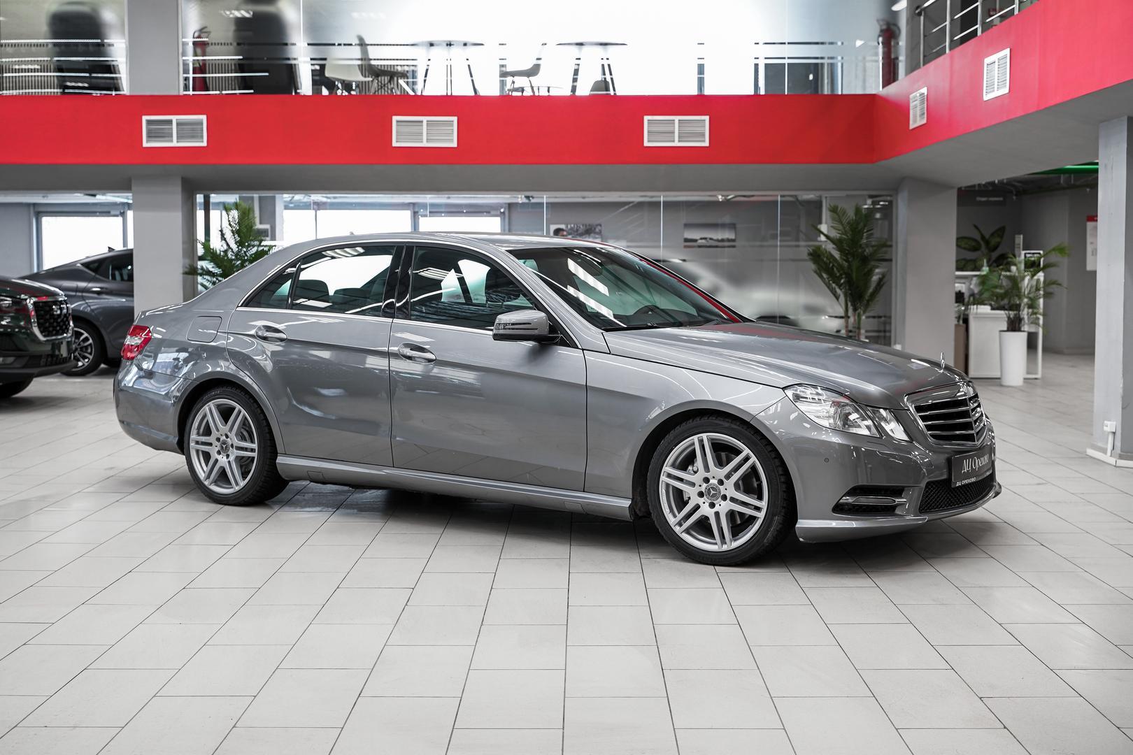 Mercedes-Benz E-Класс 2012, серый, ДЦ Орехово