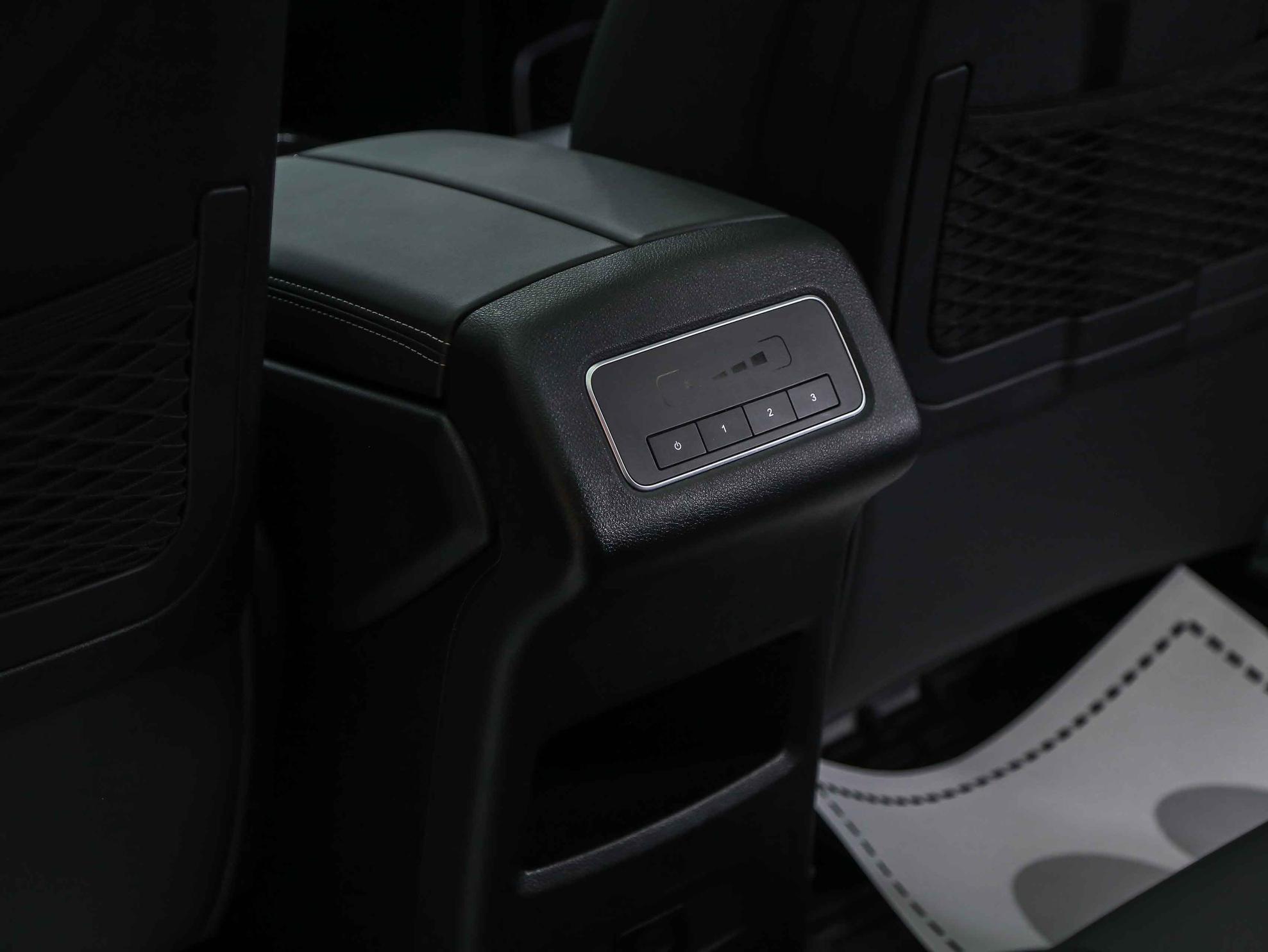 Dongfeng Fengon ix7 2024, черный, ДЦ Орехово