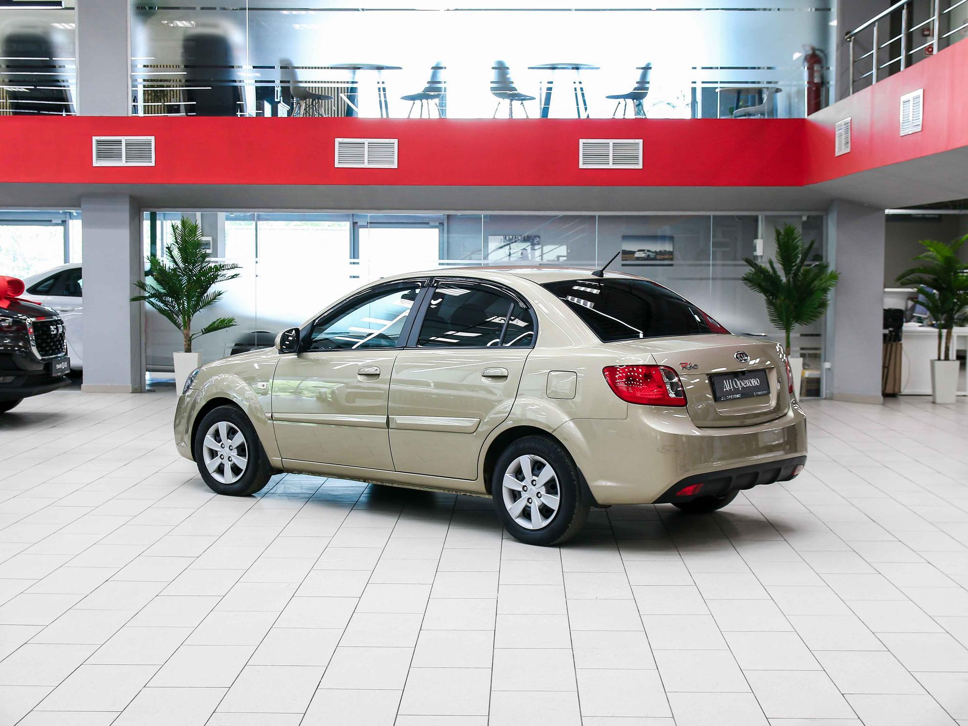 Kia Rio 2011, бежевый, ДЦ Орехово