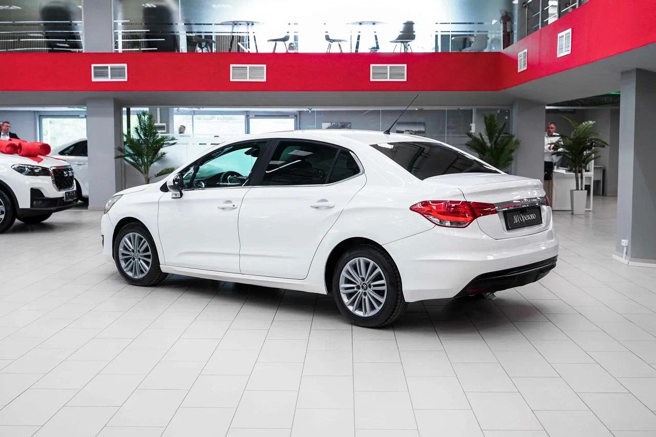 Citroen C4 2013, белый, ДЦ Орехово