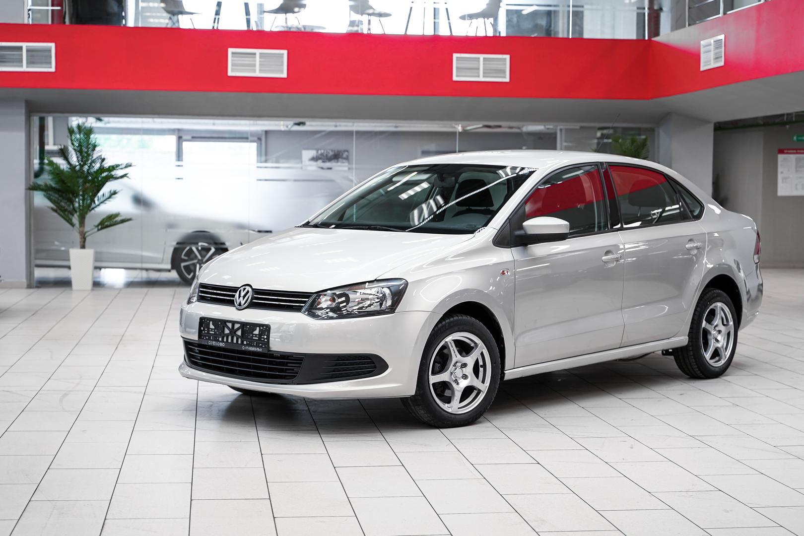Volkswagen Polo 2012, серебряный, ДЦ Орехово