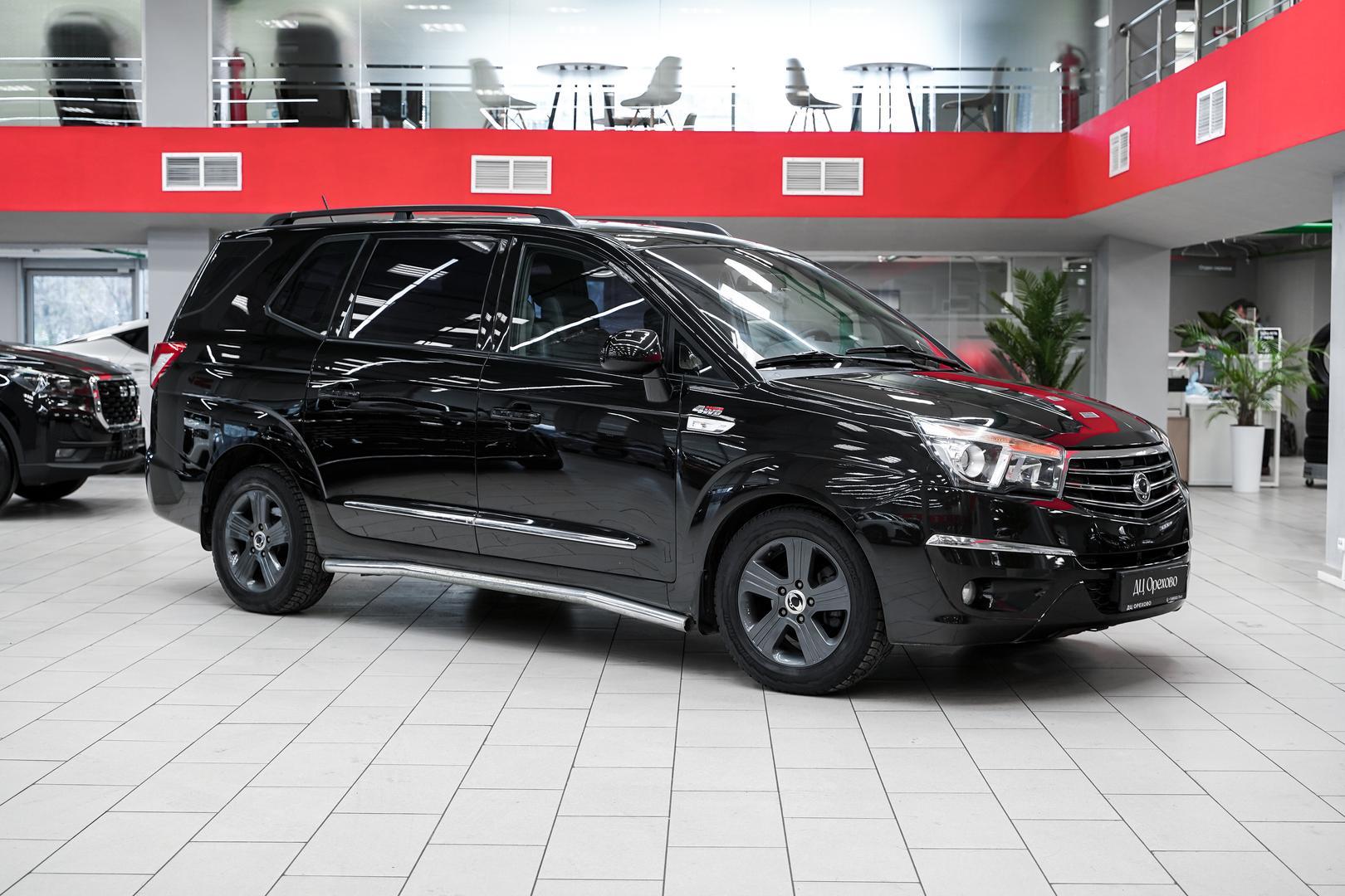SsangYong Stavic 2014, черный, ДЦ Орехово