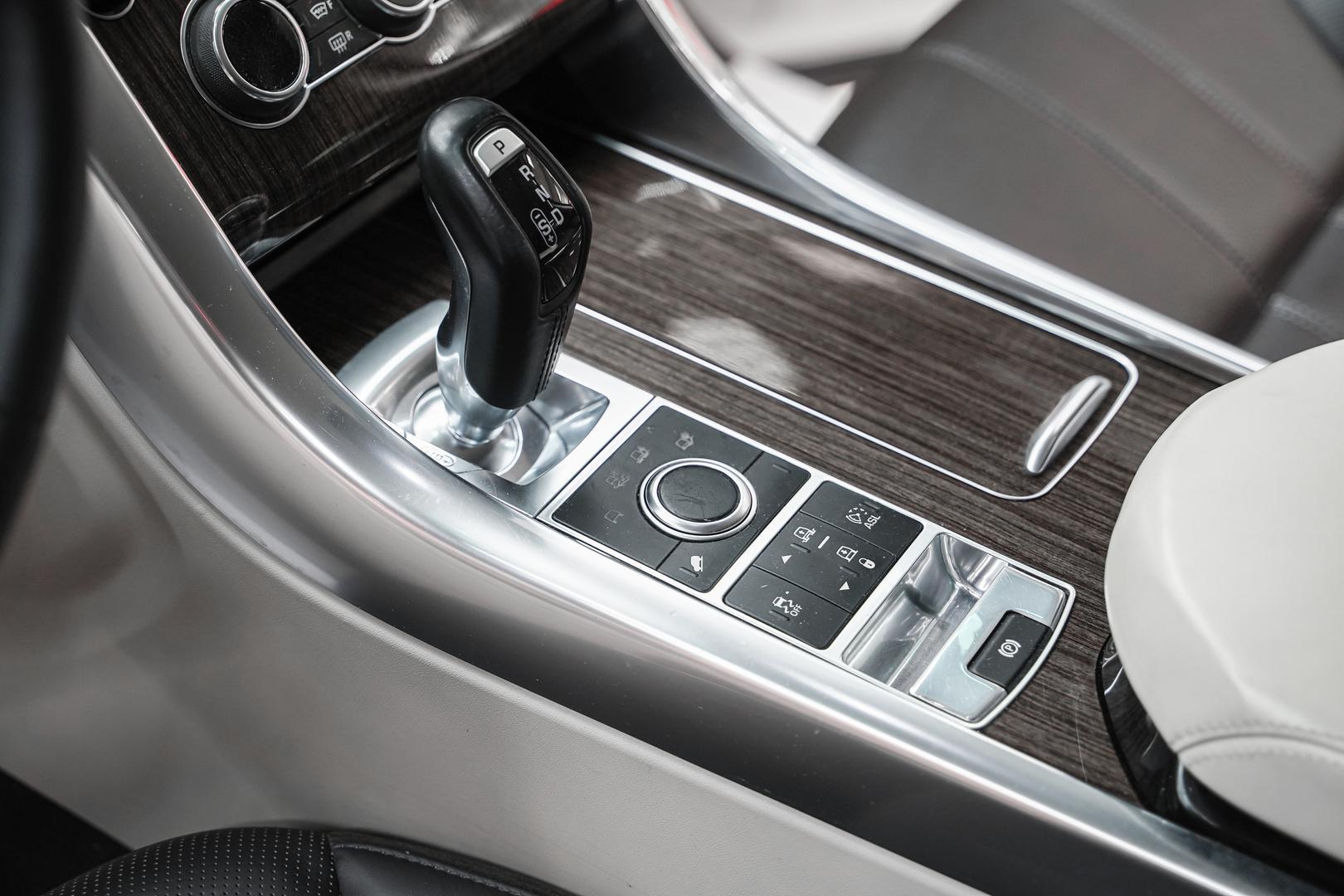 Land Rover Range Rover Sport 2014, белый, ДЦ Орехово