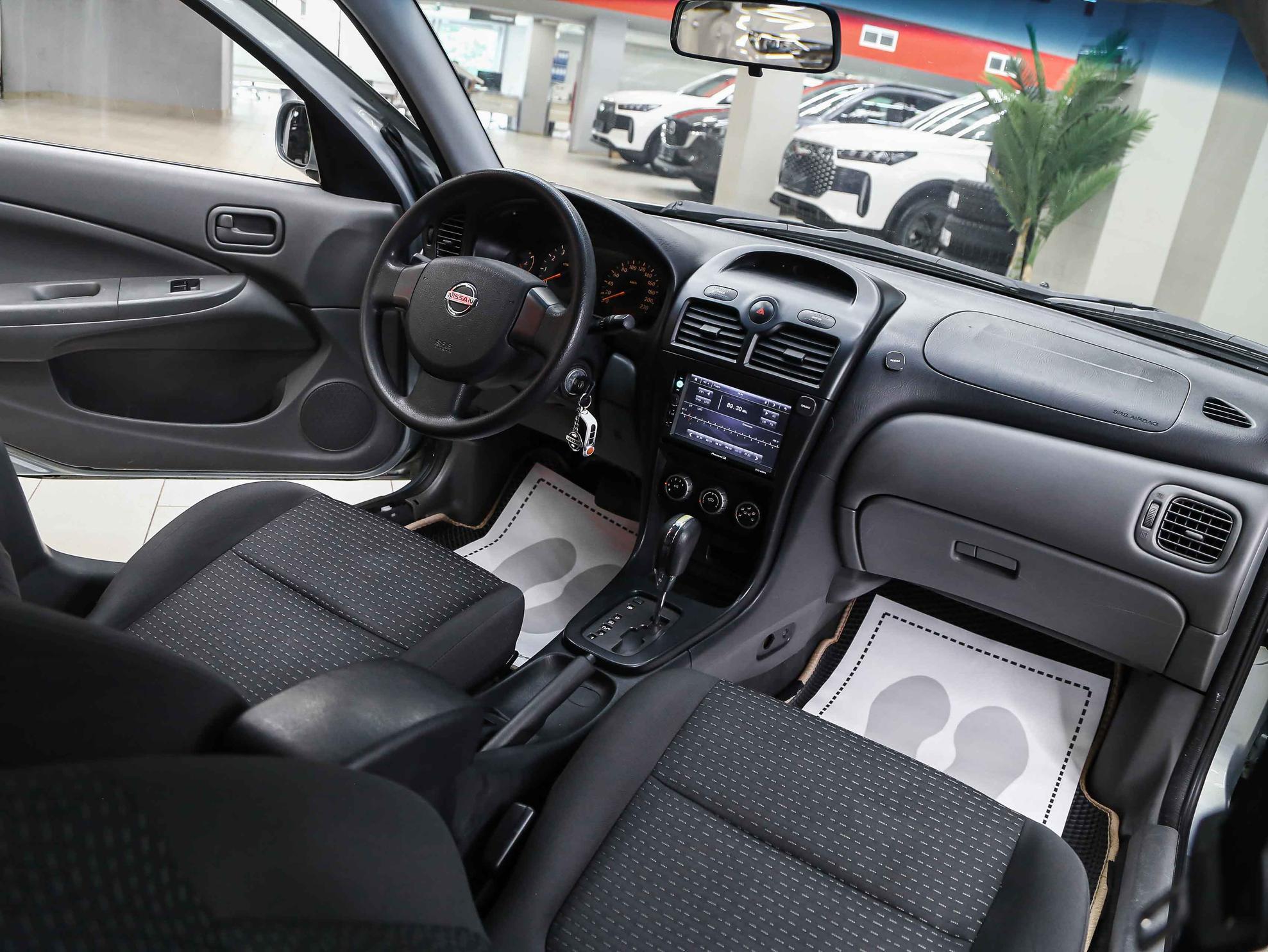 Nissan Almera Classic 2008, серый, ДЦ Орехово