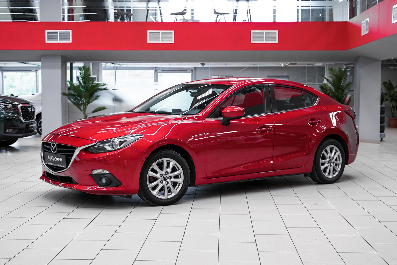 Mazda 3 2014, красный, ДЦ Орехово