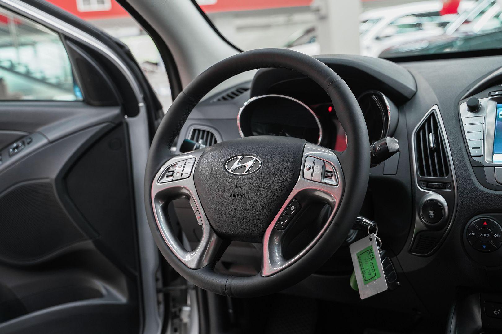Hyundai ix35 2015, серебряный, ДЦ Орехово