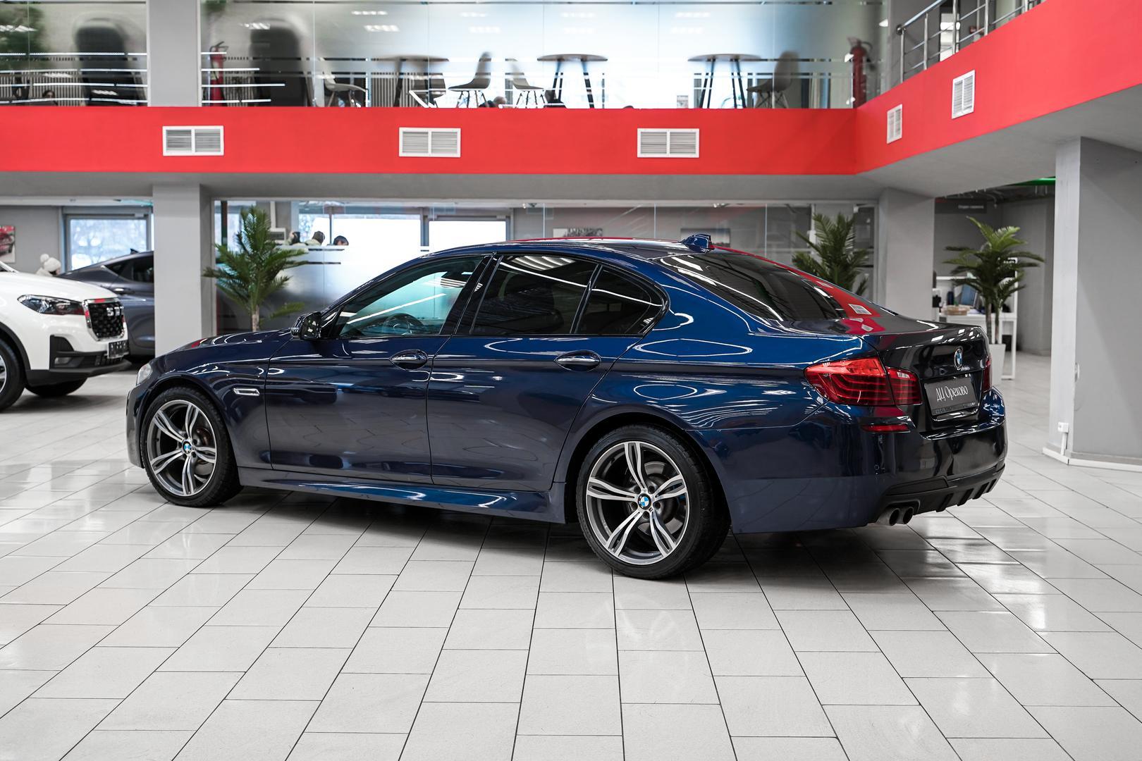 BMW 5 серии 2016, синий, ДЦ Орехово
