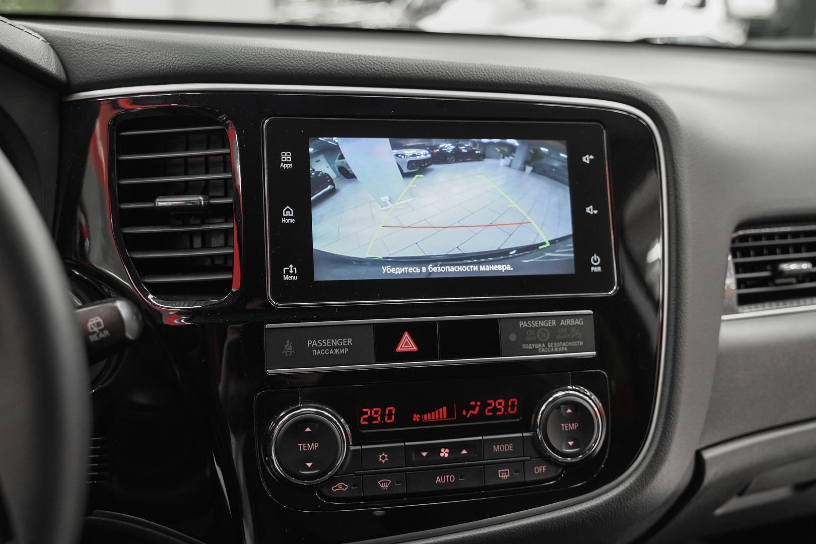 Mitsubishi Outlander 2019, черный, ДЦ Орехово